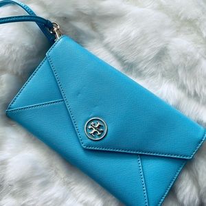 NWOT Tory Burch Robinson Envelope Wristlet Turquoise Leather Clutch